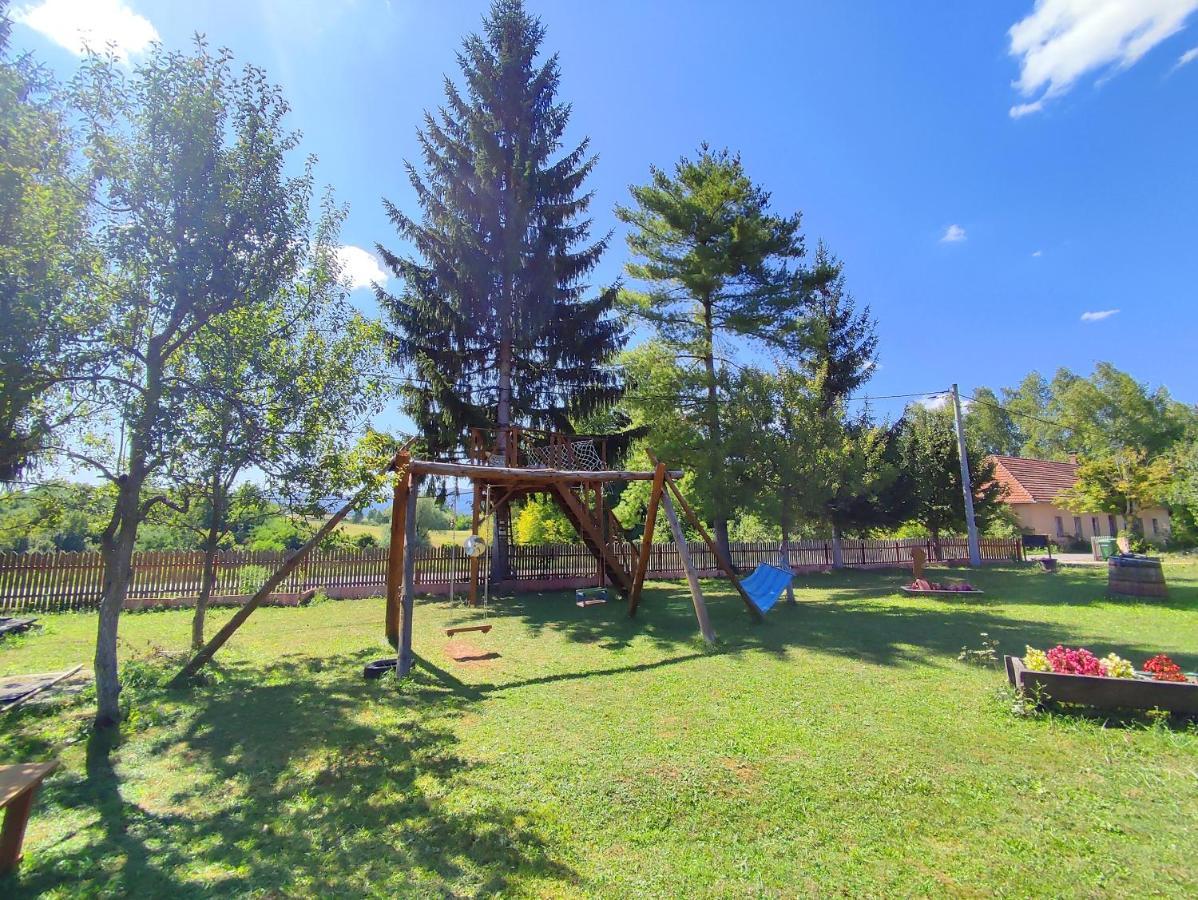 Apartments Eco Forest Resort Rakovica Exterior foto